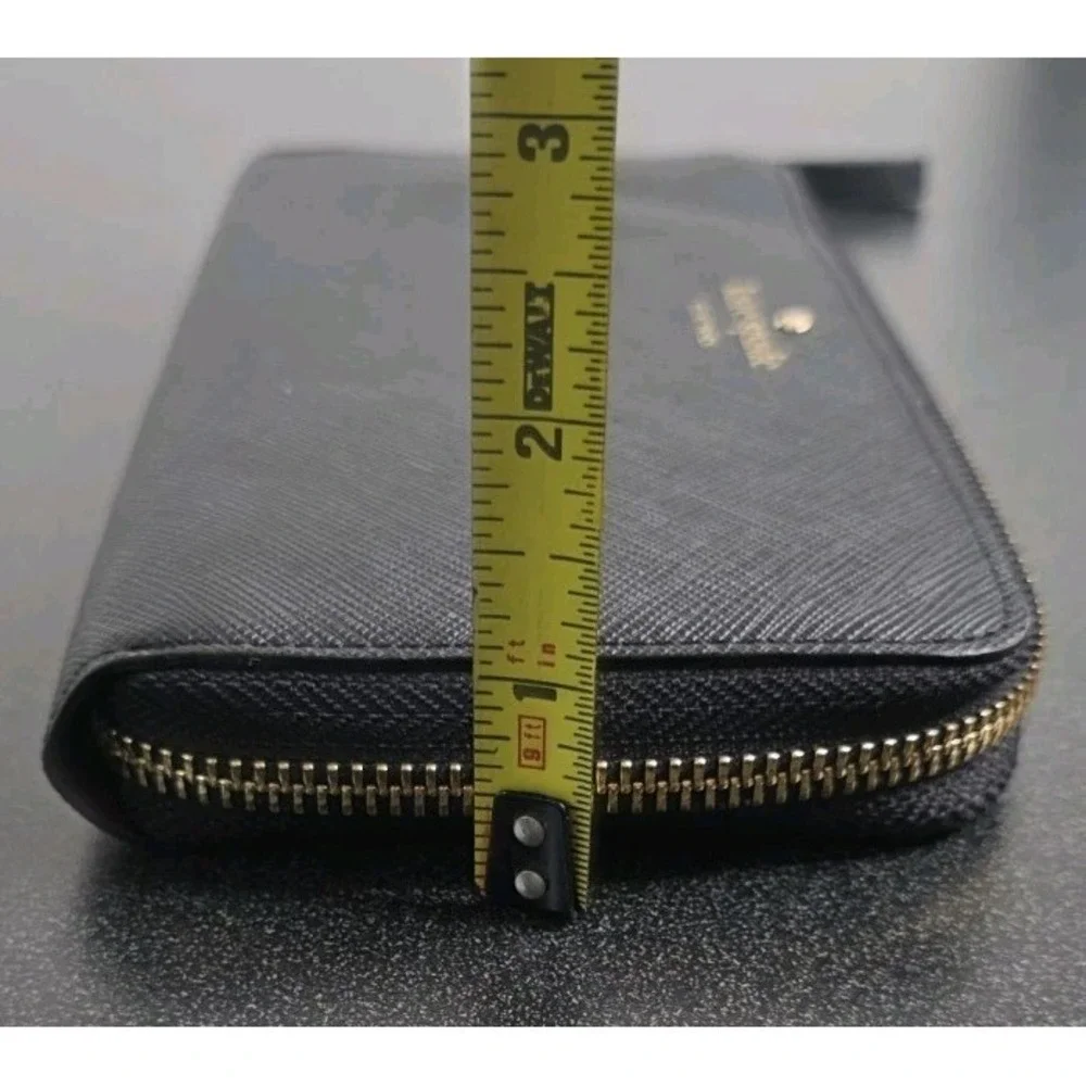 KATE SPADE Saffiano Full Zip Wallet WRISTLET Black Gold Quiet Luxury Card Holder